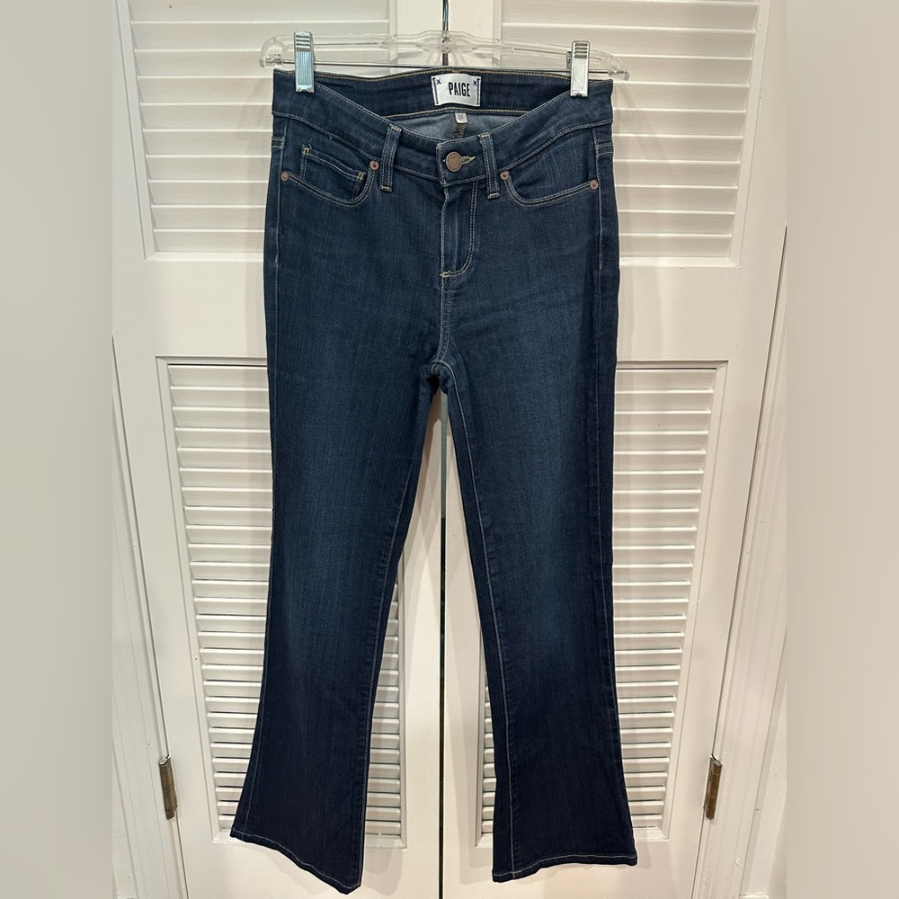 PAIGE Manhattan Boot Cut Jeans Sz 26